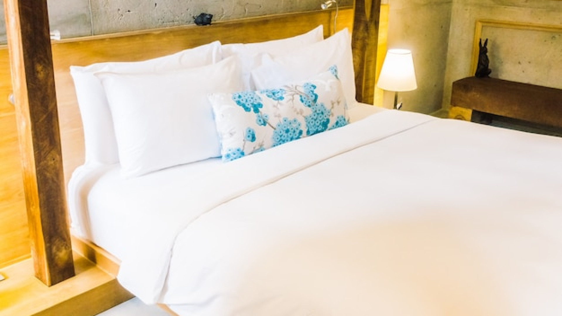 Housse de couette : comment améliorer la qualité de votre sommeil grâce au bon linge de lit ?